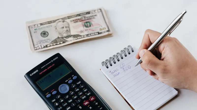 Din ce lună 1 milion de români primesc sute de lei în plus la salariu? Cine sunt aceștia?  Foto: Pexels (fotografie cu caracter ilustrativ)