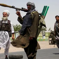 Ofensiva talibanilor din Afganistan: locuitorii orașelor, somați să se predea. / Foto: thetimes.co.uk