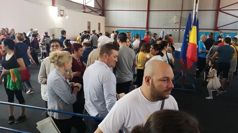 Una din secțiile de vot din Cluj. FOTO: Mirela Bonchiș