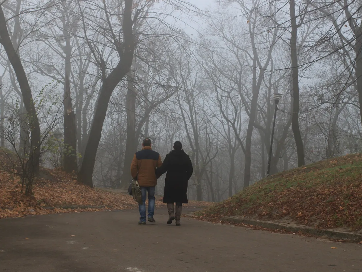 Oameni afara - Foto: Freepik (Imagine cu rol ilustrativ)