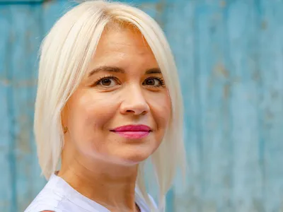 Pensionară la pensie - Foto: Freepik