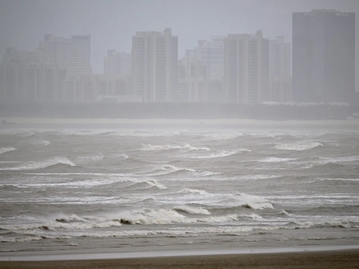 Urgie meteo, în China. Taifunul Doksuri mătură totul în cale cu rafale de până la 175 km/h - Foto: Profimedia Images
