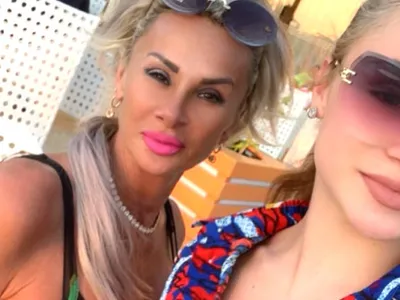 Imaginile cu Sabrina Voinea și mama ei au ajuns până în presa internațională! Cum le-au numit sârbii