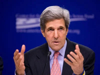 John Kerry: Aţi putea folosi gazul natural pentru energia verde - Foto: Flickr/Ralph Alswang