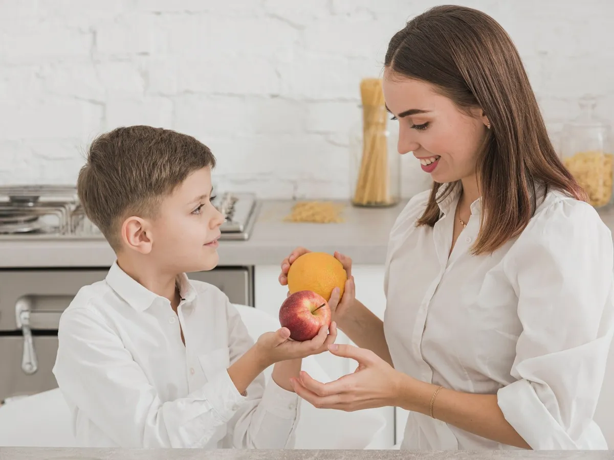 Mărul, fructul din casă care te ajută să te lași de fumat. Ce trebui să faci și cum îl consumi? - Foto: Freepik (imagine cu rol ilustrativ)