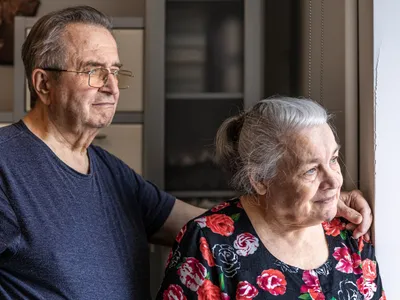 Ajutor la pensie anulat. De ce nu se alimentează cardul de alimente în aprilie? Motiv incredibil Foto: Freepik (fotografie cu caracter ilustrativ)