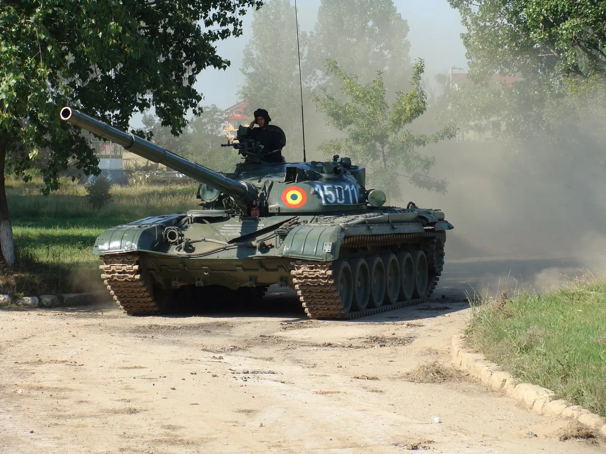 Surse militare: 28 de tancuri second-hand vor fi donate de România pentru a opri invazia lui Putin / OSINT Defender