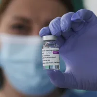 România se relaxează iar, Occidentul e tot mai dur: vaccinare obligatorie, amenzi pentru nevaccinați. Foto Inquam Photos/Octav Ganea