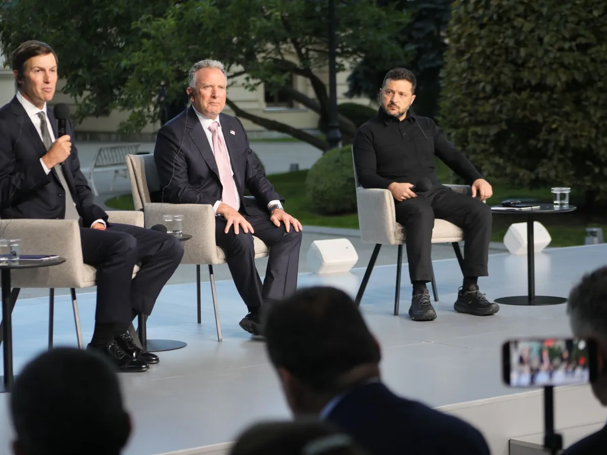 Avertismentul lui Zelenski, după negocierile cu emisarii lui Trump: „Ne așteptăm ca războiul să continue”