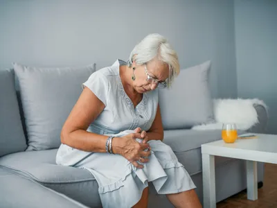 2 semne „alarmante” care îți arată că poți avea cancer de colon. Apar la 50% dintre bolnavi - Foto: Freepik