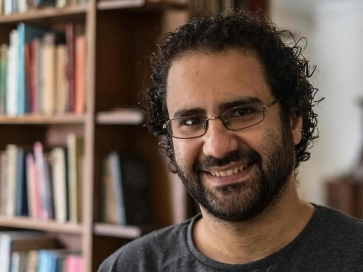 Alaa Abdel Fattah, figură-simbol a revoltei din 2011 din Egipt, condamnat la 5 ani de închisoare. / Foto: bbc.com