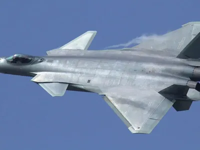 Avion J-20 - Foto: Alert5/Wikimedia Commons