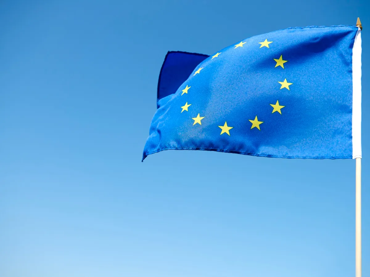 Comisia Europeană somează România: riscă sancțiuni după neîndeplinirea unor obligații față de UE