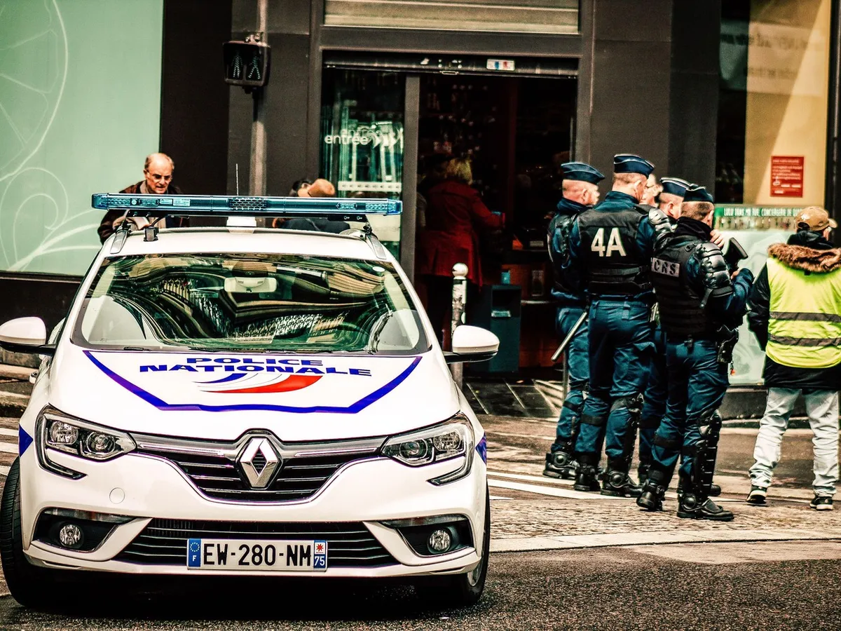 Polițiști Franța - Foto: Profimedia Images (Imagini cu rol ilustrativ)