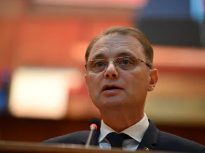 Luca Niculescu, premierul României- Foto: Profimedia Images