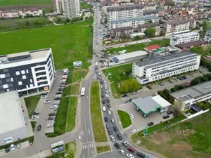 Undă verde, pentru 4 benzi pe Prelungirea Ghencea. Oprescu și Ponta, în 2013: E gata în 2 ani - Foto: Facebook/rinel Ionel Scriosteanu