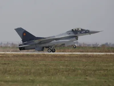 Forțele Aeriene Române caută permanent tineri care doresc o carieră militară în aviație Foto: INQUAM Photos/Octav Ganea