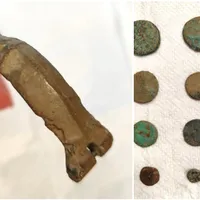 Tezaur roman descoperit în Godinești, Gorj: 15 piese rare descoperite de căutători de comori - FOTO: Facebook(imagine cu rol ilustrativ)