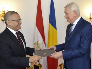 Ambasadorul Salah el-Sadek, cu Teodor Meleșcanu. Foto MAE