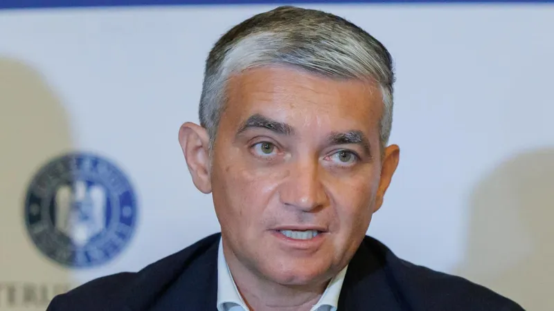 Primarul din Sinaia, anchetat pentru corupție, sub control judiciar pe cauțiune de 600.000 lei - Foto: Facebook/Vlad Oprea