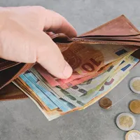 Curs BNR, 29 mai. Moneda euro se apreciază puţin, tot sub noul prag psihologic, de 5.10 lei - Foto: Freepik/ededchechine
