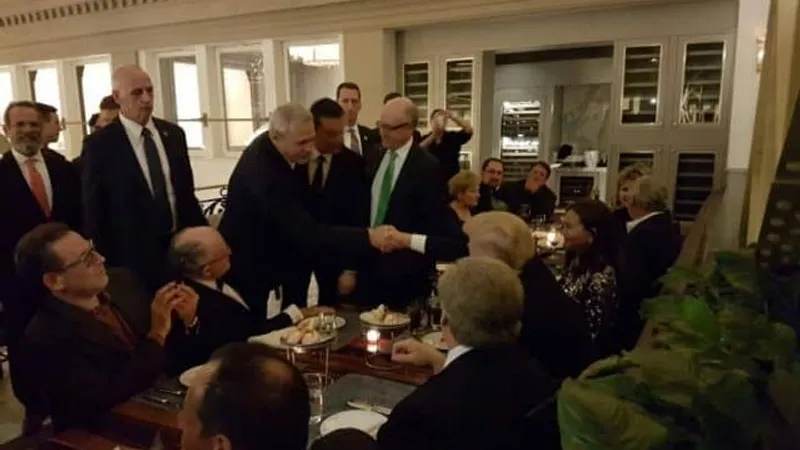Dragnea, chelnerul lui Trump/FOTO: g4media.ro