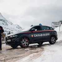 Scandal, în Italia. Carabinierii se plâng că autospecialele Alfa Romeo Tonale sunt proaste - Foto: primabrescia.it (Imagine cu rol ilustrativ)