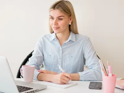 Ce sumă din salariul minim va fi scutită de taxe în 2026? Schimbări la facilitățile fiscale - Foto: Freepik (Imagine cu rol ilustrativ)