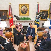 MBS se întâlneşte cu Donald Trump în Biroul Oval, pe 20 martie, parte a turului occidental al prinţului moştenitor
