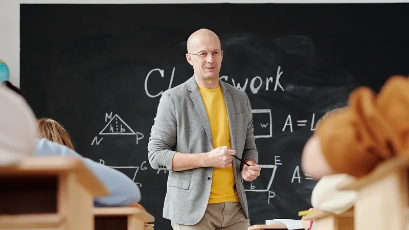 Profesor Foto: pexels.com (imagine cu rol ilustrativ)