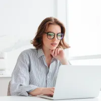 500 lei pentru ochelarii de vedere. Ce se întâmplă cu ajutorul în contextul măsurilor de austeritate - Foto: Freepik (Imagine cu rol ilustrativ)