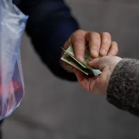 Guvernul a anunțat cu cât va crește salariul minim. NU acoperă nici măcar rata inflației - Foto: INQUAM Photos/ Octav Ganea/ Imagine cu caracter ilustrativ
