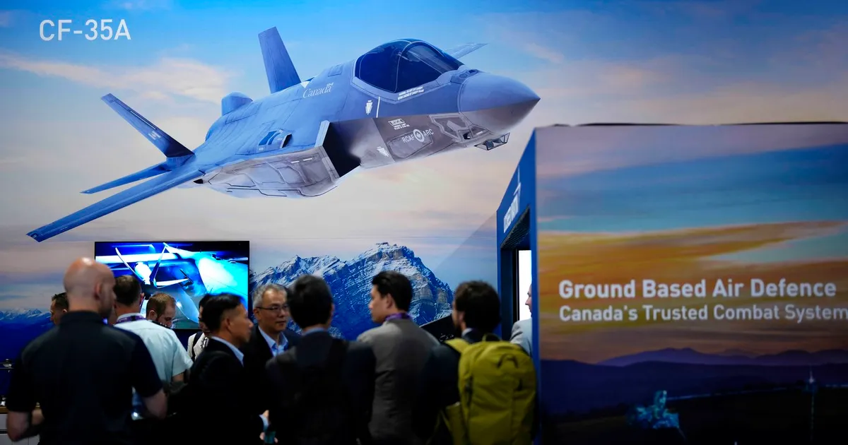 Canada, prima țară non-UE care s-a alăturat Europei în programul de înarmare de 150.000.000.000 € • Newsweek România