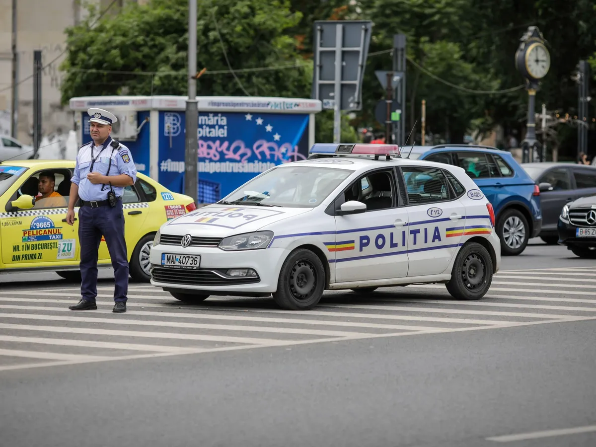 Peste 650 de permise reținute de polițiști. Pentru ce au rămas șoferii pietoni - Foto: Profimedia Images (imagine cu rol ilustrativ)