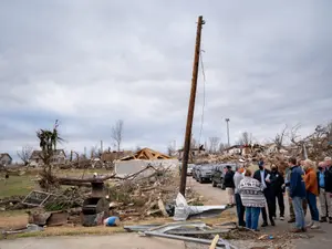 Președintele SUA a vizitat localitățile devastate de furtuni. FOTO: Facebook