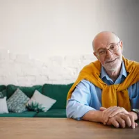 1.300 lei mai mult la pensie la recalculare pentru un pensionar. Ce a muncit? Cât la grupa a II-a?  - Foto: Freepik