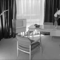 Ce dotări incredibile avea Hotelul Athene Palace în 1966 în București: Podea, pereți, cu motor - Foto: captură video