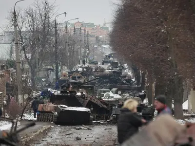 VIDEO Bombardamente grele la Mariupol, Hersonul înconjurat, consulatul sloven din Harkov, distrus / Republic World
