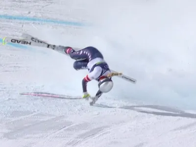 Medicii au luat decizia pe loc, după ce Lindsey Vonn a fost luată cu elicopterul de pe pârtie