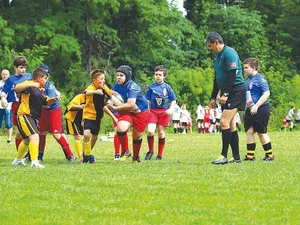 Piticii au jucat cu pasiune în ultima etapă organizată  pe stadionul Parcul Copilului