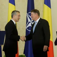 Președintele Klaus Iohannis ar putea să-l înlocuiască pe Jens Stoltenberg la șefia NATO Foto: INQUAM Photos/ George Călin