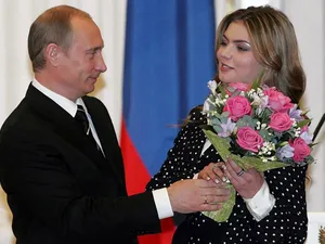 Vladimir Putin și Alina Kabaeva, mama celor doi băieți al liderului Rusiei - Foto: Profimedia Images