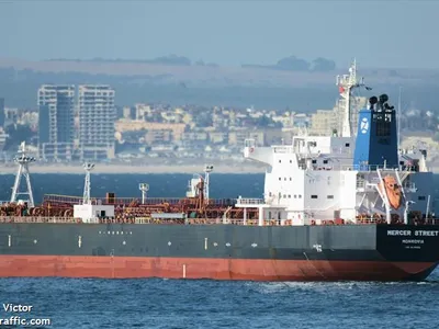 Sute de români lucrează pentru armatorul petrolierului atacat de Iran. Un deputat AUR, fost angajat/FOTO: marinetraffic.com