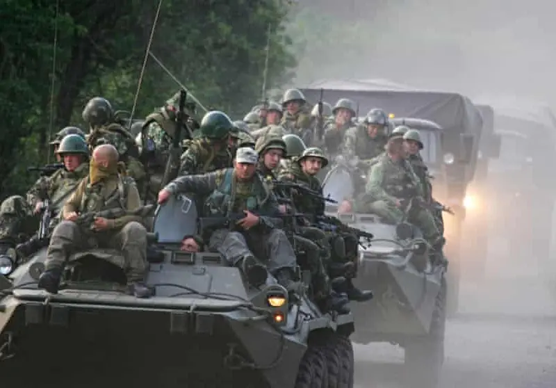 Sute de muncitorii de la centrala nucleară și localnicii blochează accesul forțelor rusești/FOTO: theguardian