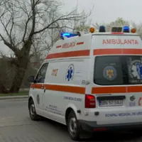 O femeie a suferit mai multe răni după ce ar fi căzut de la etaj. Nu știe cum s-a întâmplat - Foto: Arhiva / imagine rol ilustrativ