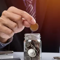 Ce bani ar trebui să avem la economii pentru cheltuieli neprevăzute? Calcul în funcție de vârstă Foto: Freepik (fotografie cu caracter ilustrativ)