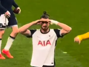 FOTO Gestul făcut de Radu Drăgușin, imediat după Tottenham - Manchester City