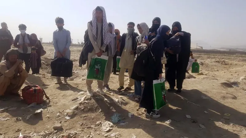 Eforturi extraordinare pentru a scoate din Afganistan echipa de fotbal feminin/Foto: apnews