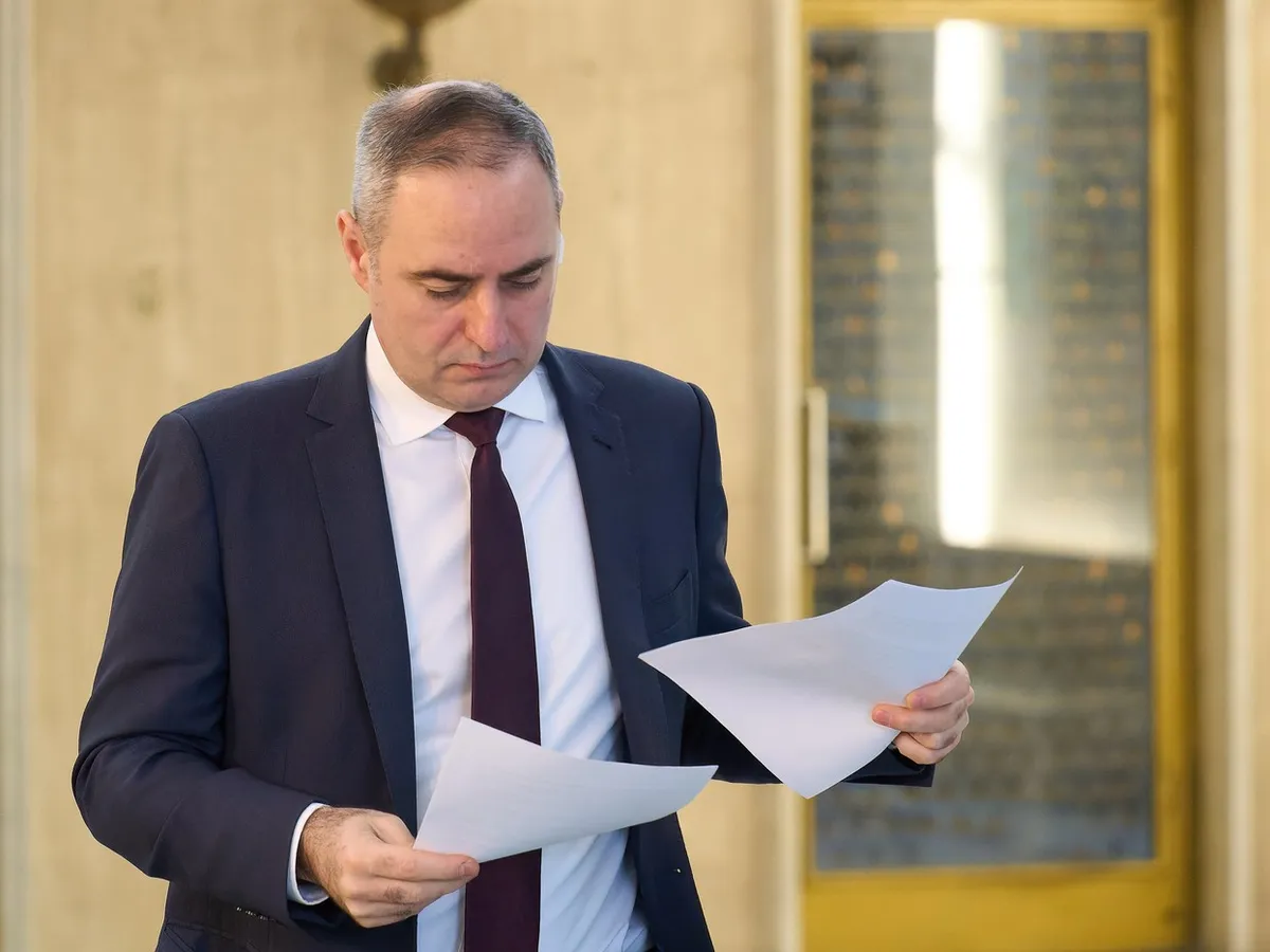 Alexandru Nazare, ministrul Finanţelor - Foto: Profimedia Images