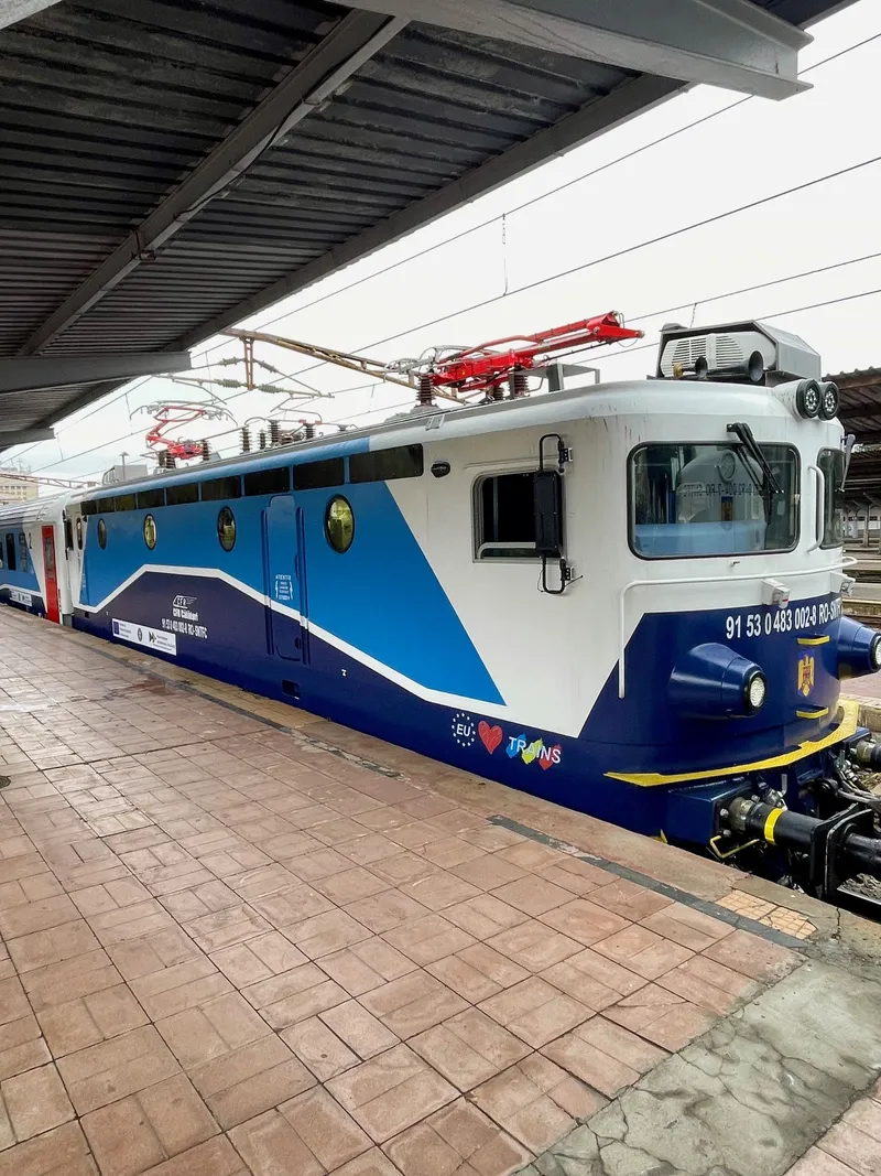 Tren &icirc;n Rom&acirc;nia - Foto: FB